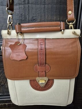 Moda Italiana Casual Corner Two-Tone Shoulder Bag in Tan and Cream